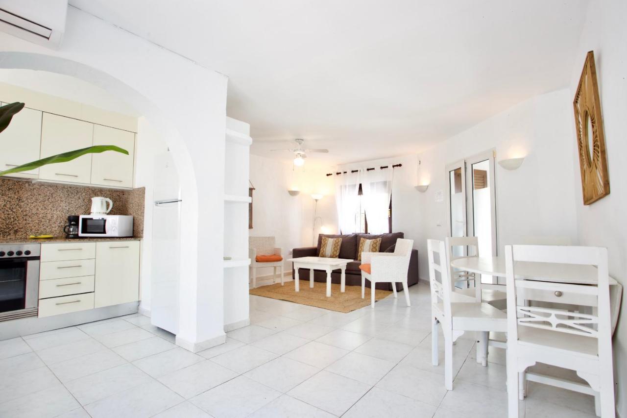 Urbanizacion El Oasis, 20 Villas En 1ª Linea Playa Dénia Esterno foto