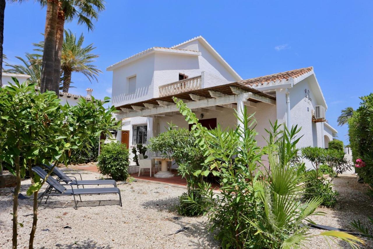 Urbanizacion El Oasis, 20 Villas En 1ª Linea Playa Dénia Esterno foto