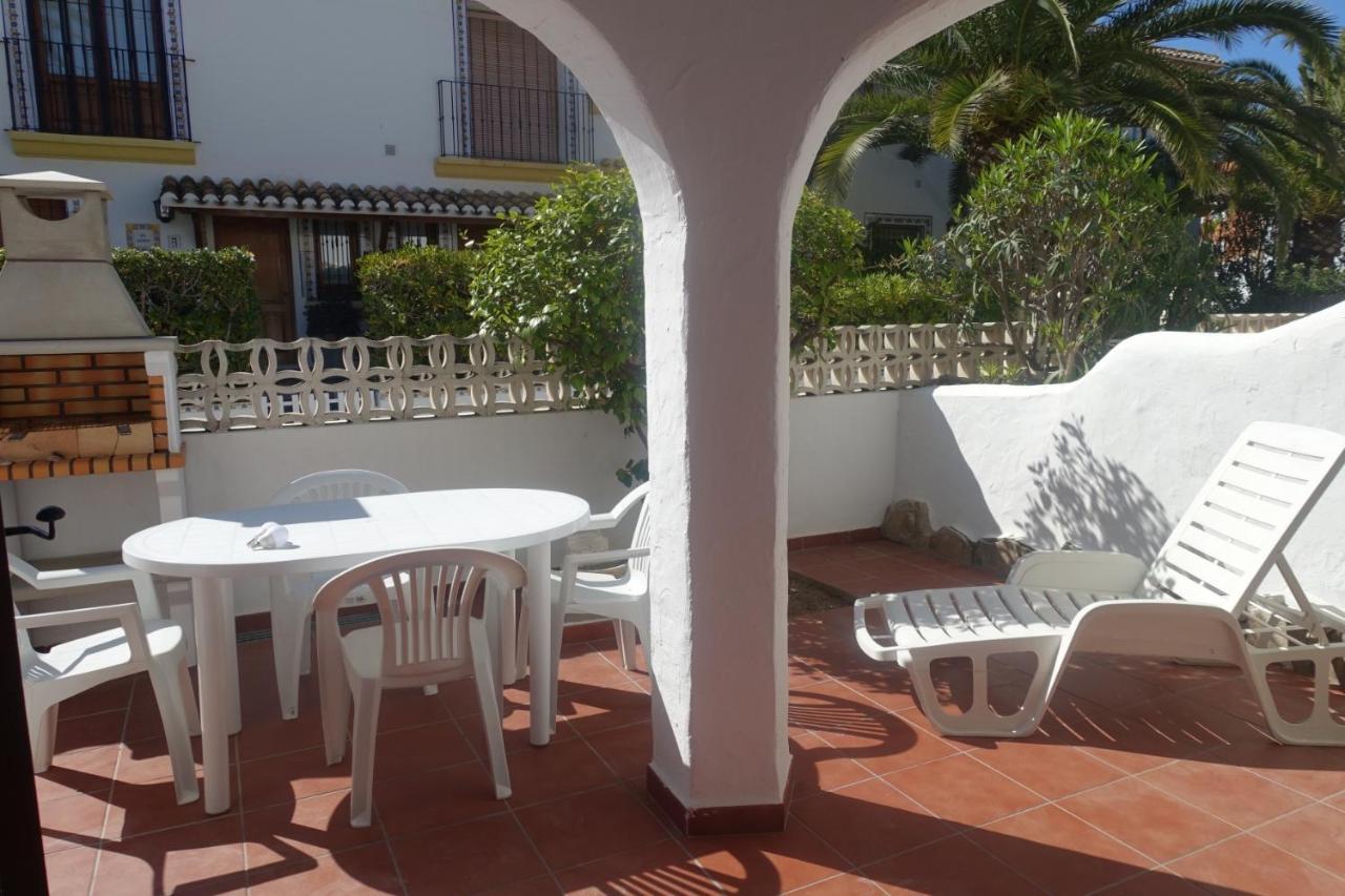 Urbanizacion El Oasis, 20 Villas En 1ª Linea Playa Dénia Esterno foto