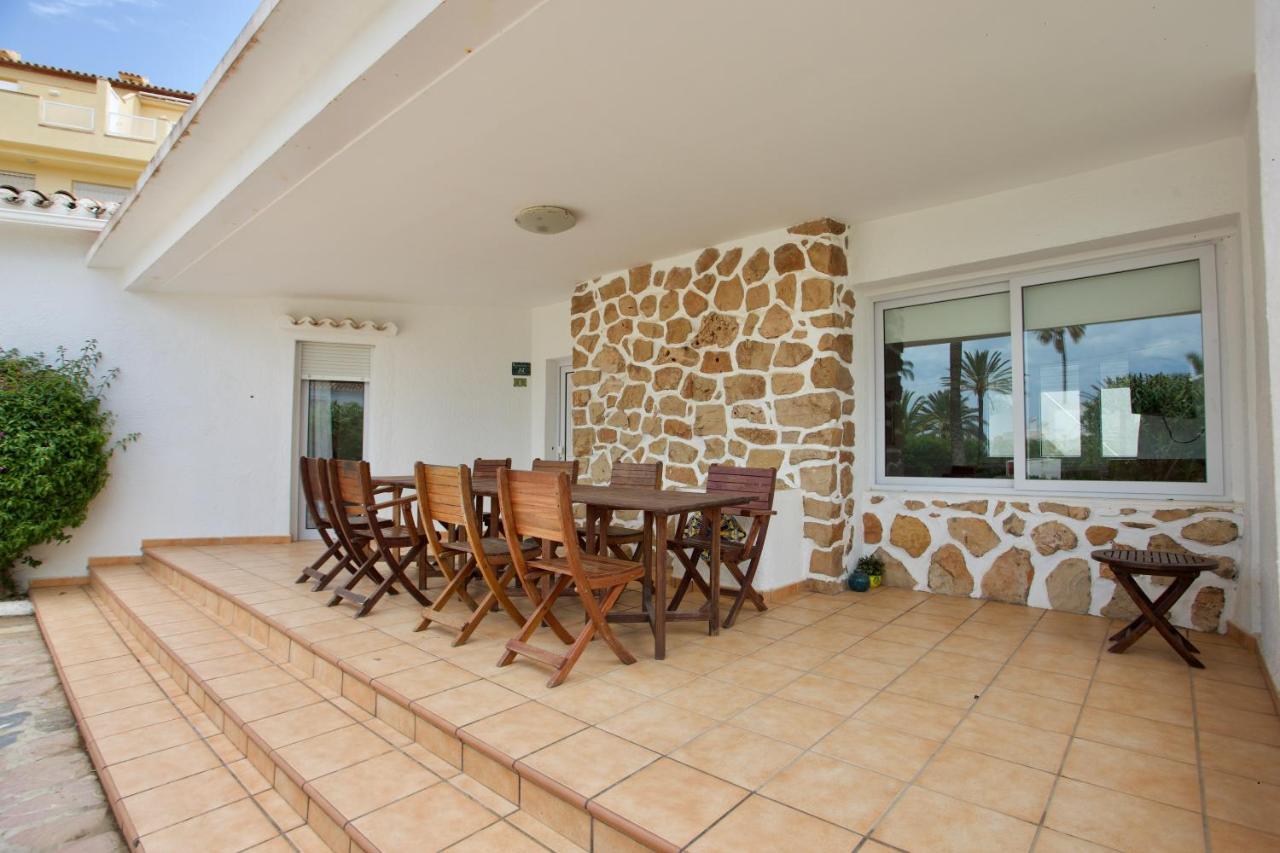 Urbanizacion El Oasis, 20 Villas En 1ª Linea Playa Dénia Esterno foto